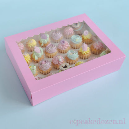 Roze doos voor 24 minicupcakes - luifel (10 st) - Cupcakedozen.nl