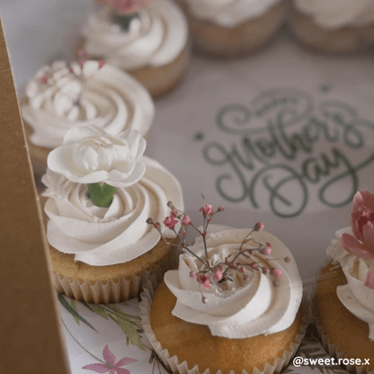 Inlegger cupcakes - Mother's Day bloemenkrans (10 st) - Cupcakedozen.nl