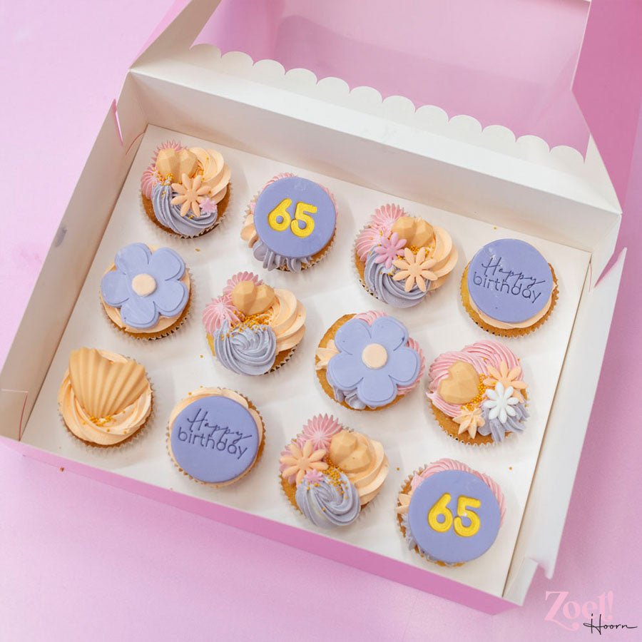 Roze doos voor 12 cupcakes - luifel (10 st) - Cupcakedozen.nl