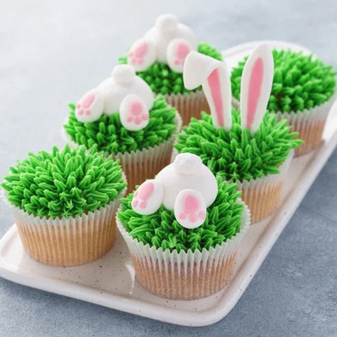 Witte baking cups (500 st) - Cupcakedozen.nl