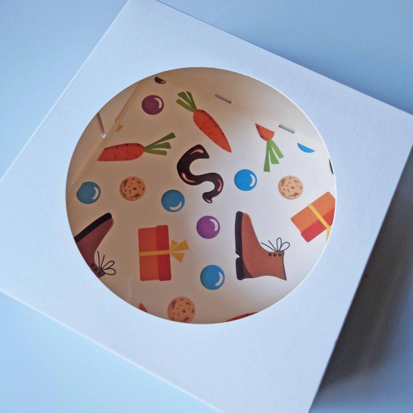 Witte taartdoos rond venster - 21x21x8 (25 st) - Cupcakedozen.nl