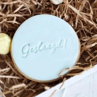 Koekstempel - Geslaagd! - Cupcakedozen.nl