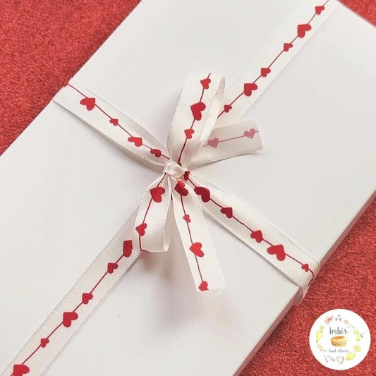 Premium lint satijn - Hartjes (16mm x 25m) - Cupcakedozen.nl