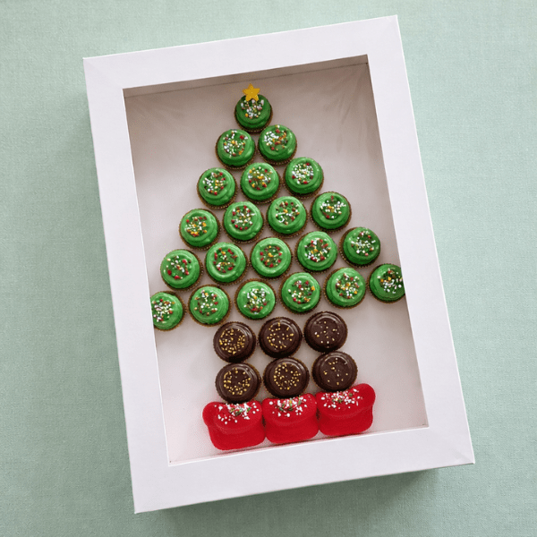 Doos voor 30 minicupcakes - kerstboom (10 st) - Cupcakedozen.nl