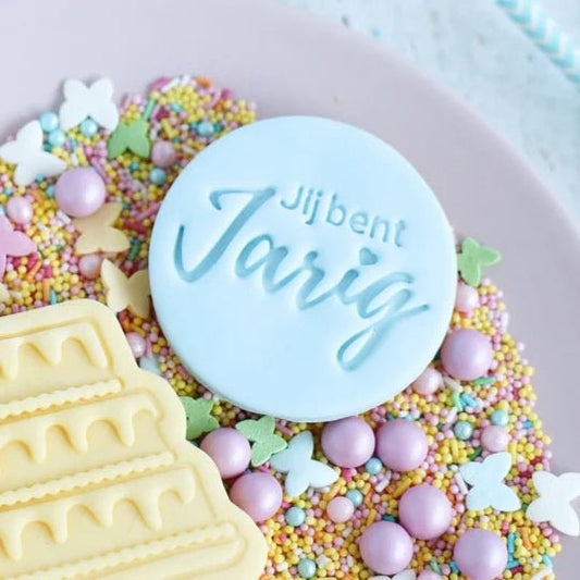 Koekstempel - Jij bent Jarig - Cupcakedozen.nl