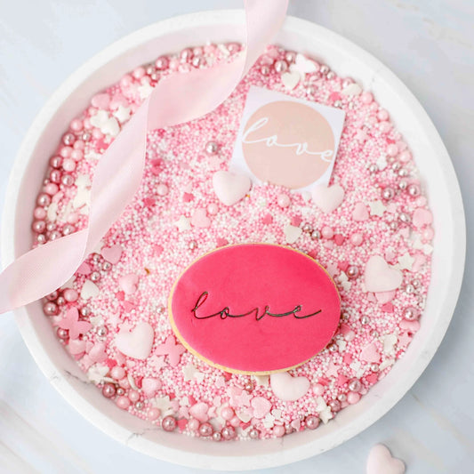 Koekstempel - Love (als etiket) - Cupcakedozen.nl