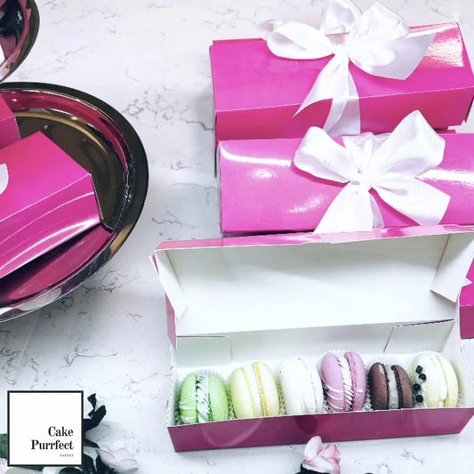 Fuchsia macarondoosje (50 st) - Cupcakedozen.nl