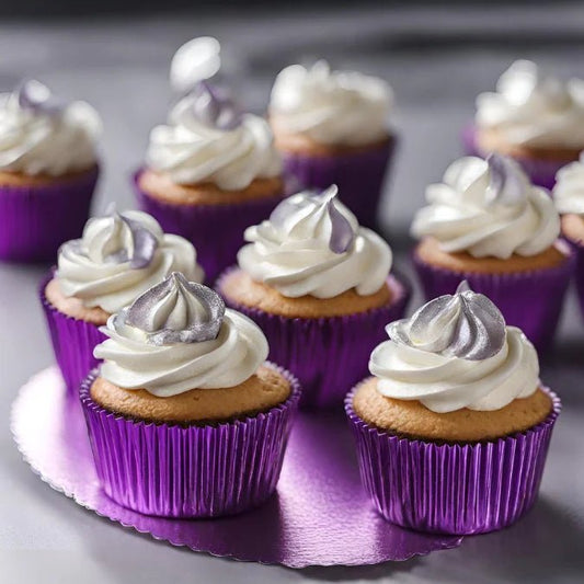Metallic baking cups - paars (500 stuks) - Cupcakedozen.nl