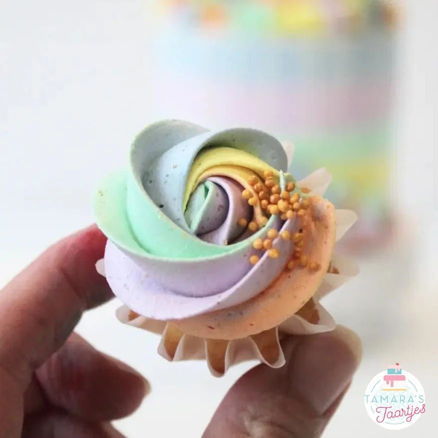 Geribbelde MINI cupcake cups - Wit (96 stuks) - Cupcakedozen.nl