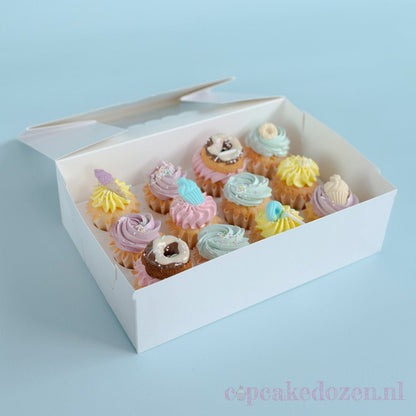 Doos voor 12 minicupcakes - luifel (10 st) - Cupcakedozen.nl