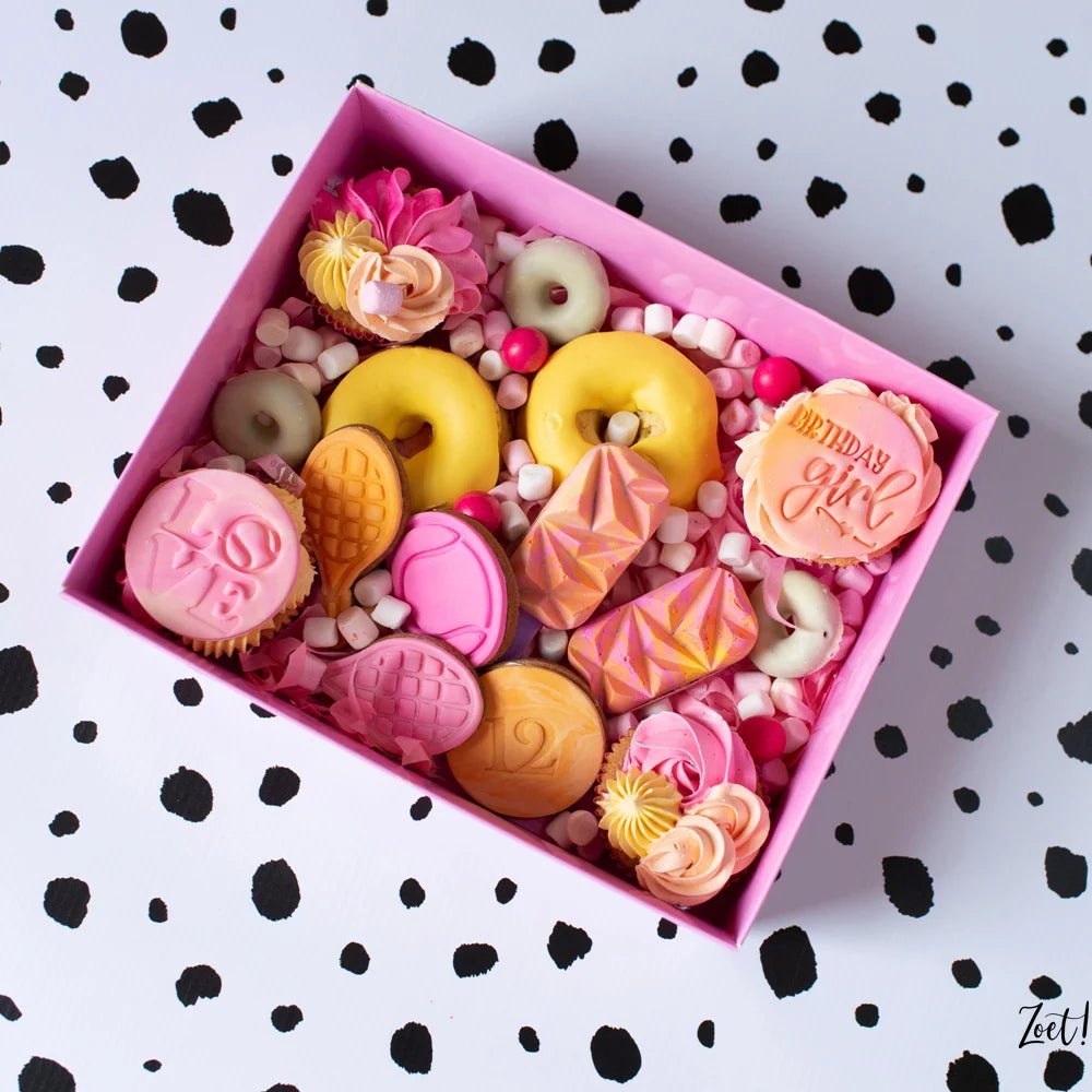 Roze sweet box met transparant deksel (10 st) - Cupcakedozen.nl