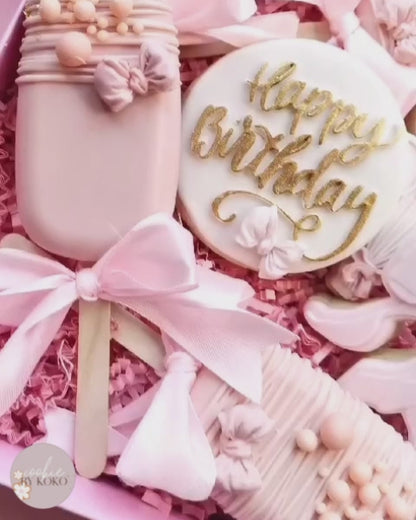 pink cookie boxes