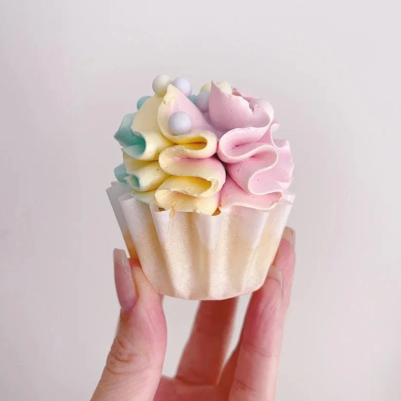 Geribbelde cupcake cups - Wit (96 stuks) - Cupcakedozen.nl