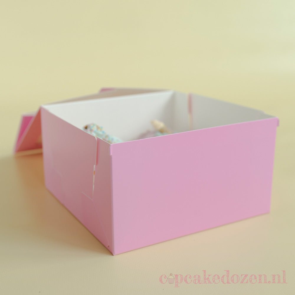 Roze doos voor 4 cupcakes - luifel (10 st) - Cupcakedozen.nl