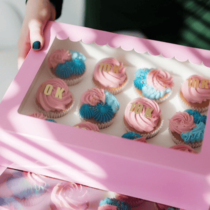 Roze doos voor 12 cupcakes - luifel (10 st) - Cupcakedozen.nl