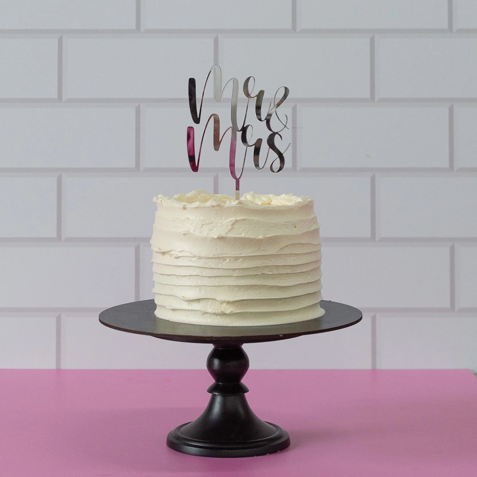 Taart topper "Mr & Mrs" in zilver - Cupcakedozen.nl