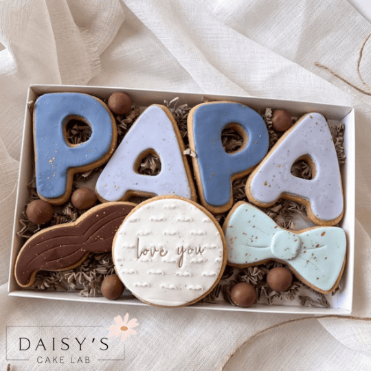 Witte (brievenbus)doos voor koekjes (10 st) - Cupcakedozen.nl