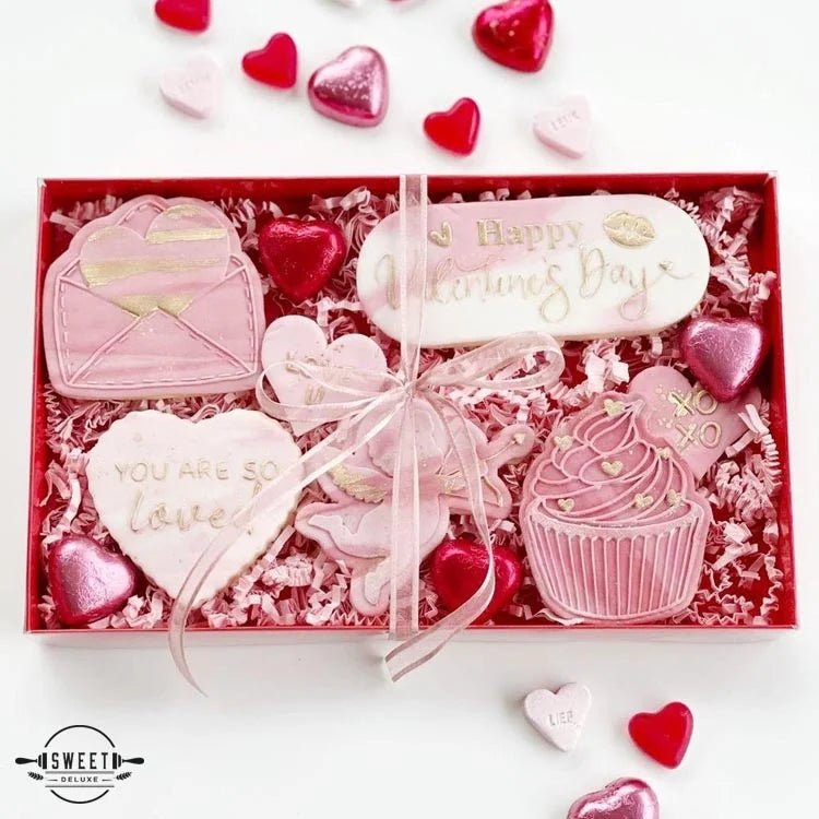 Rode (brievenbus)doos voor koekjes (25 st.) - Cupcakedozen.nl