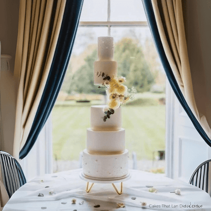Zijsteun voor zwevende taartlaag - Cupcakedozen.nl
