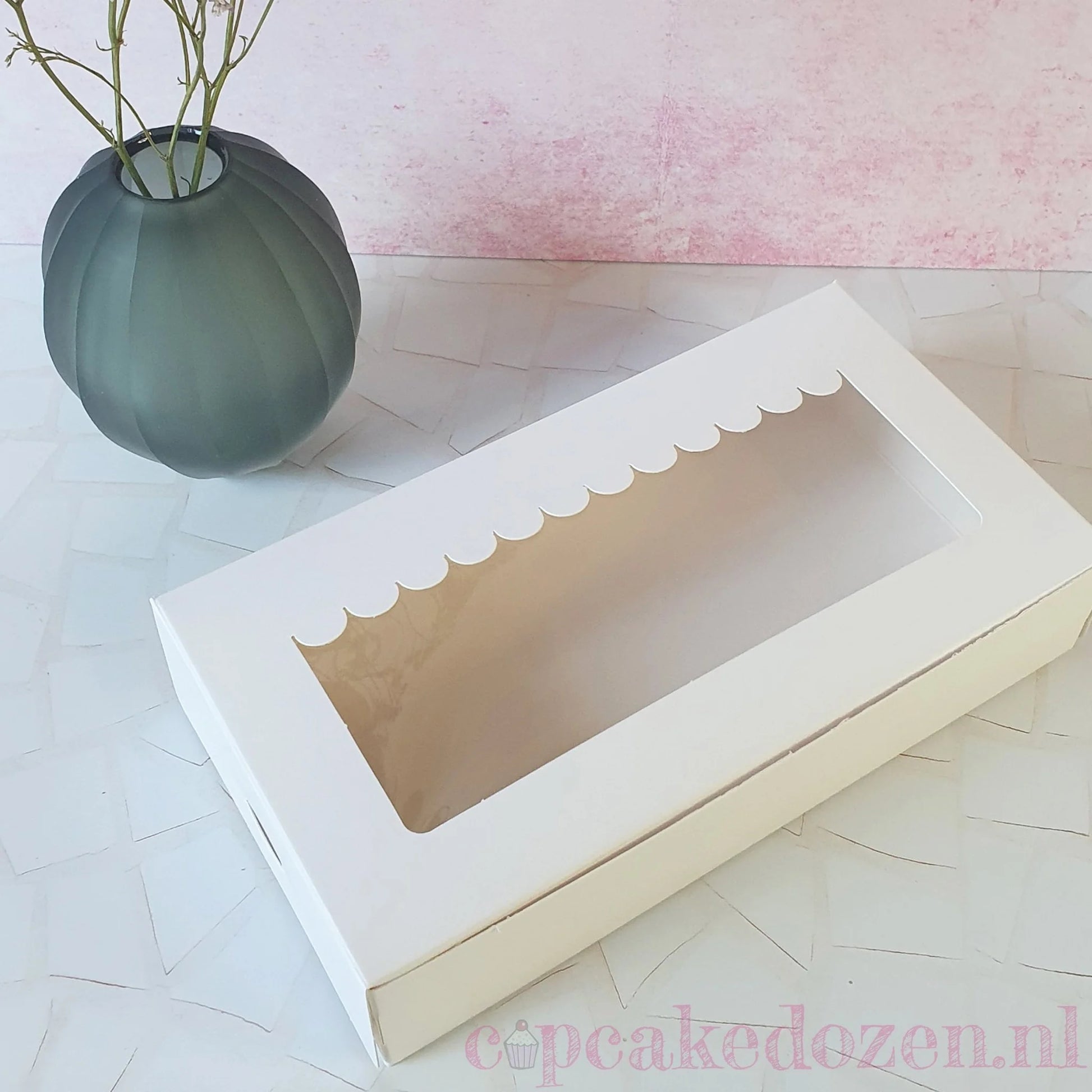 Witte sweet box 23x12,5x5 - luifel (10 st) - Cupcakedozen.nl